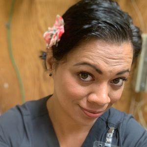 Meet your Posher, Tonya